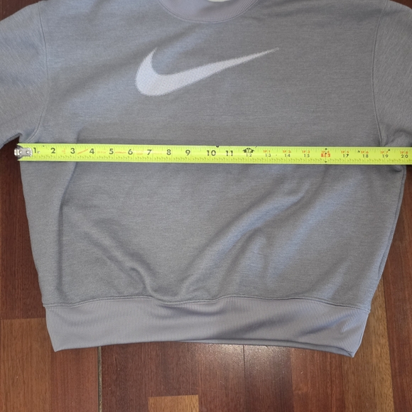 Nike Gray Women's Sweater - Picture 2 of 6
